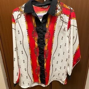 Unique vintage button up